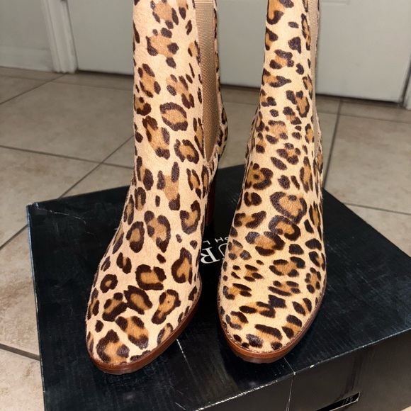 Ralph Lauren Tan Leopard Print Ankle Boots - Picture 5 of 12